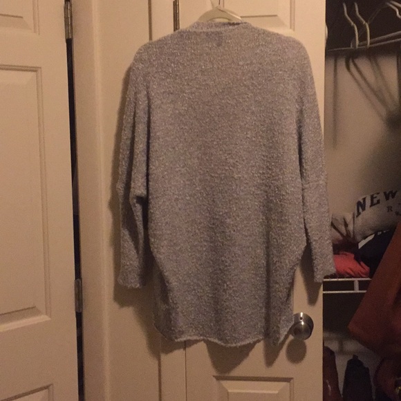 Gray Cardigan. - Picture 2 of 4